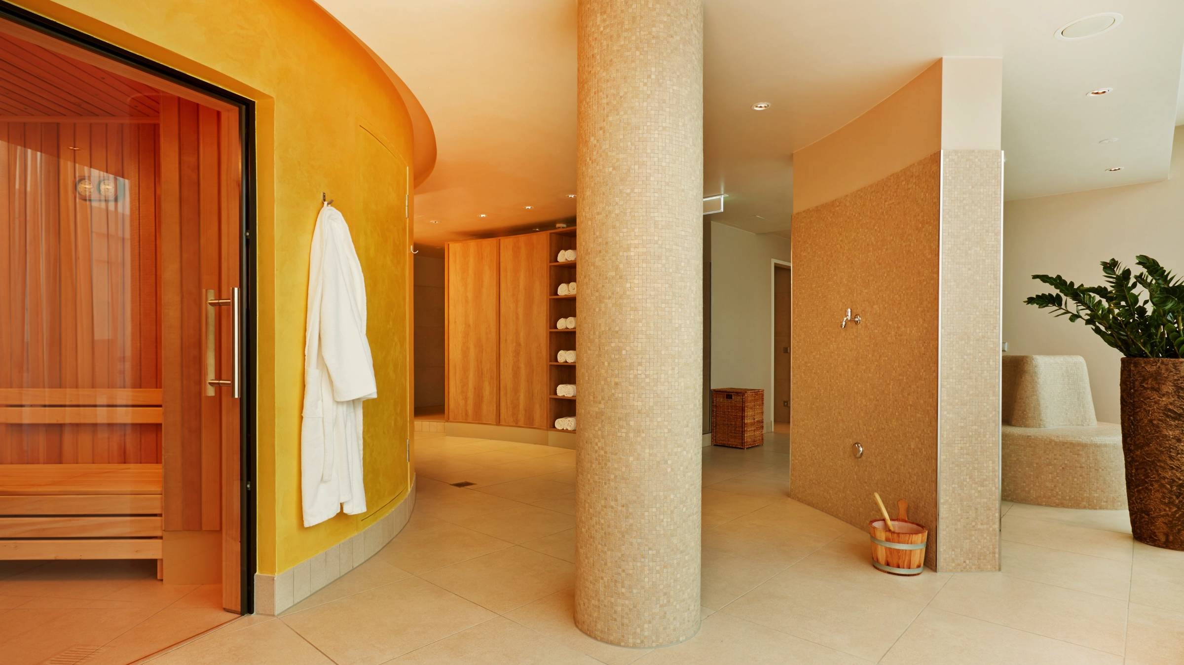 Spa area in H4 Hotel München Messe - Official website Spa area in H4 Hotel München Messe - Official website