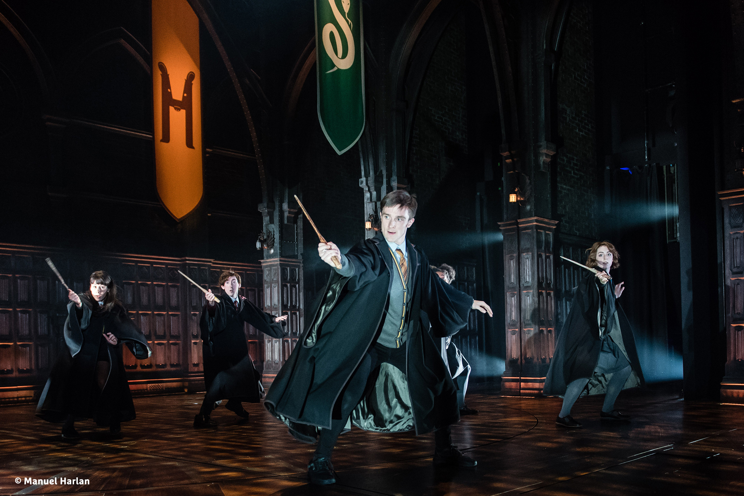 Harry Potter und das verschwundene Kind - H-Hotels.com Harry Potter und das verschwundene Kind - H-Hotels.com