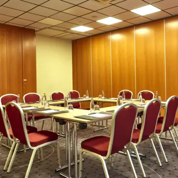 Fully equipped meeting rooms at the H+ Hotel Darmstadt - Official website