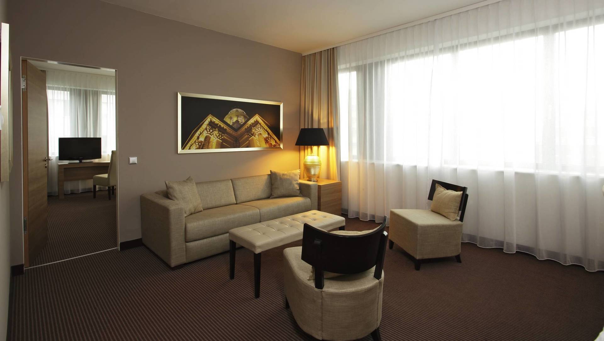 Foglaljon apartmanokat online - H-Hotels.com