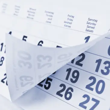 Kalender, der sich umblättert.