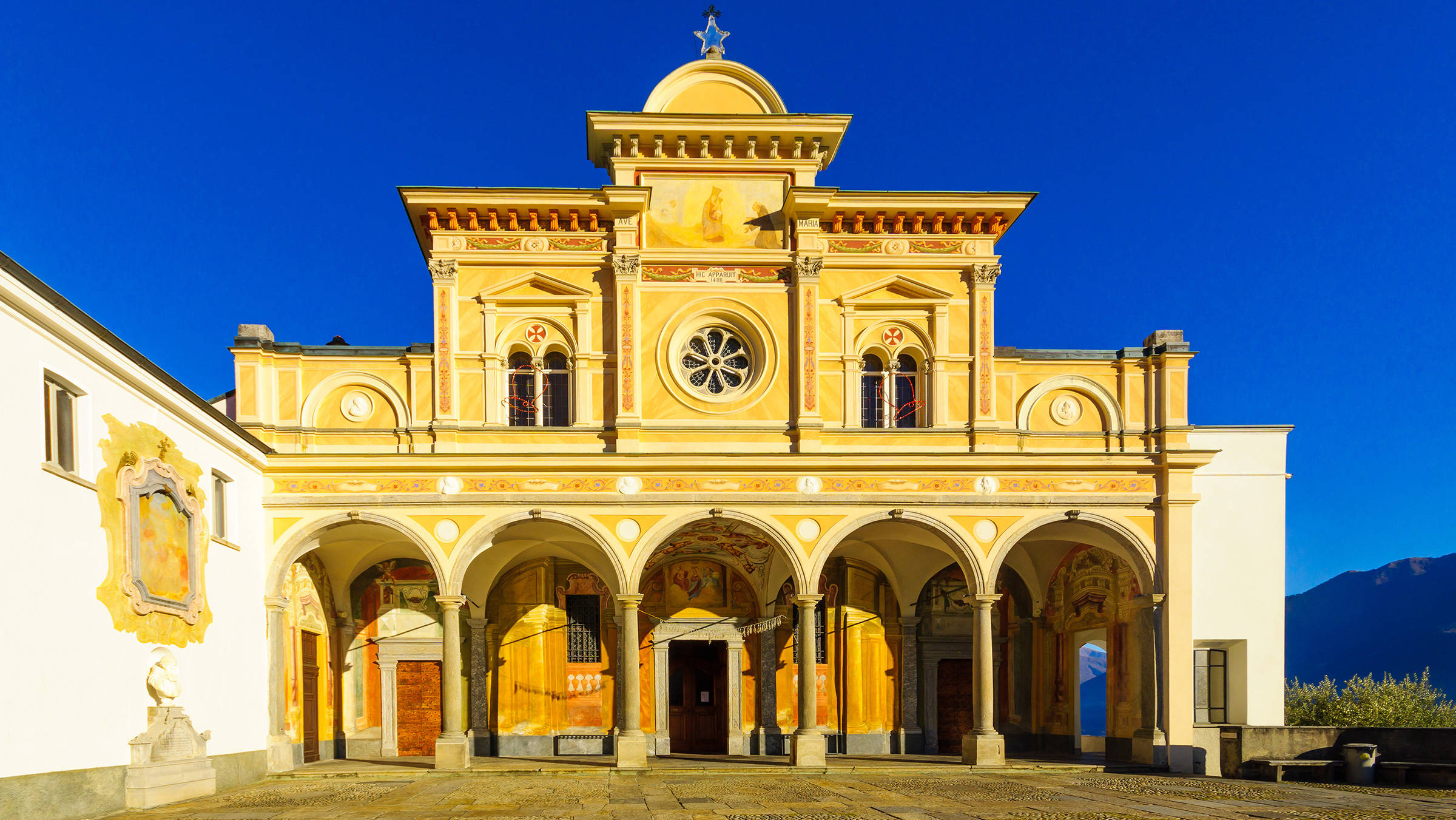 Церковь для паломников Мадонна-дель-Сассо - H4 Hotel Arcadia Locarno - официальный веб-сайт