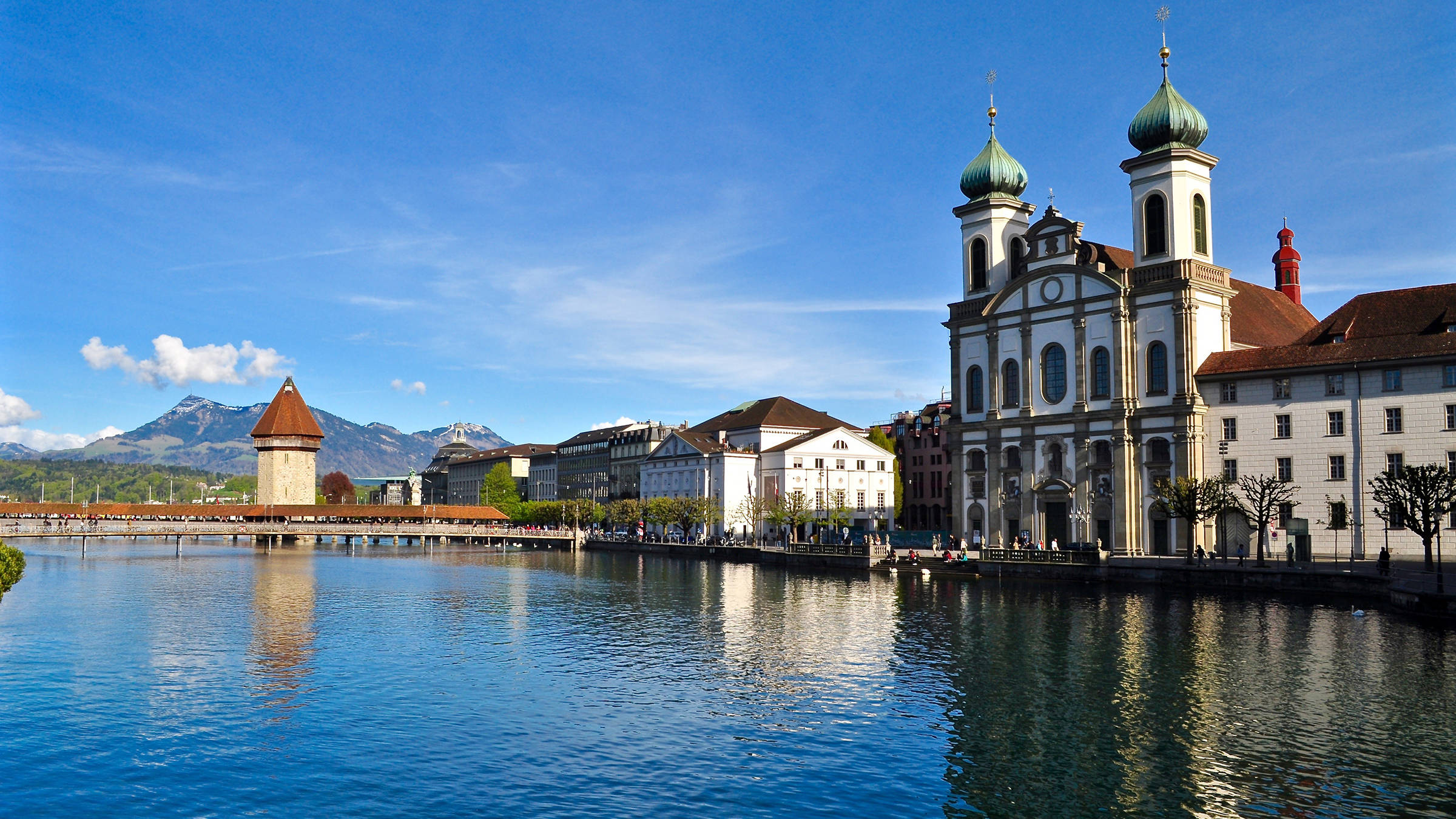 Jesuitenkirche von Luzern | H-Hotels.com Jesuitenkirche von Luzern | H-Hotels.com