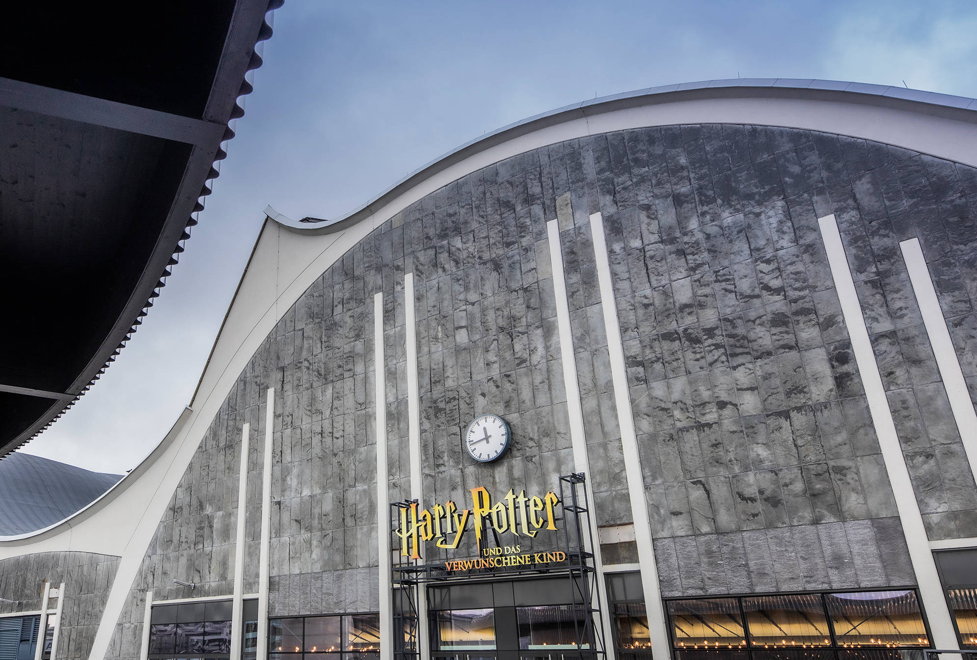 Mehr! Theater am Großmarkt Hamburg - Harry Potter und das verschwundene Kind - H-Hotels.com Mehr! Theater am Großmarkt Hamburg - Harry Potter und das verschwundene Kind - H-Hotels.com