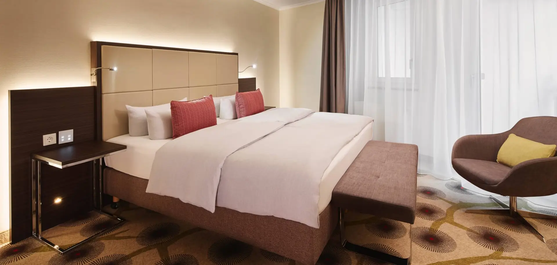 Reiseschein einlösen und München entdecken - h-hotels.com - Offizielle  Webseite