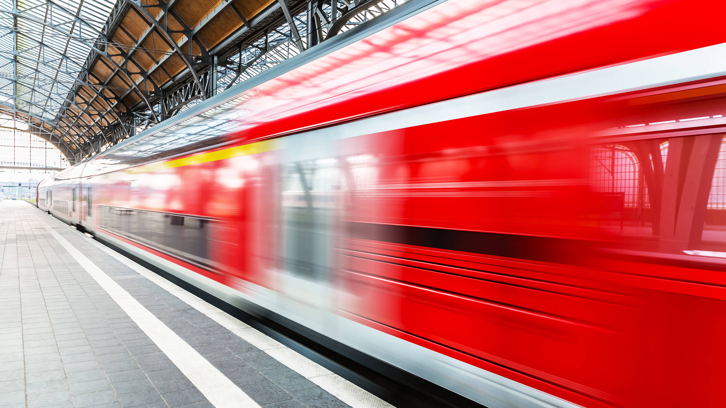 Verreisen mit dem Zug - H-Hotels.com Verreisen mit dem Zug - H-Hotels.com