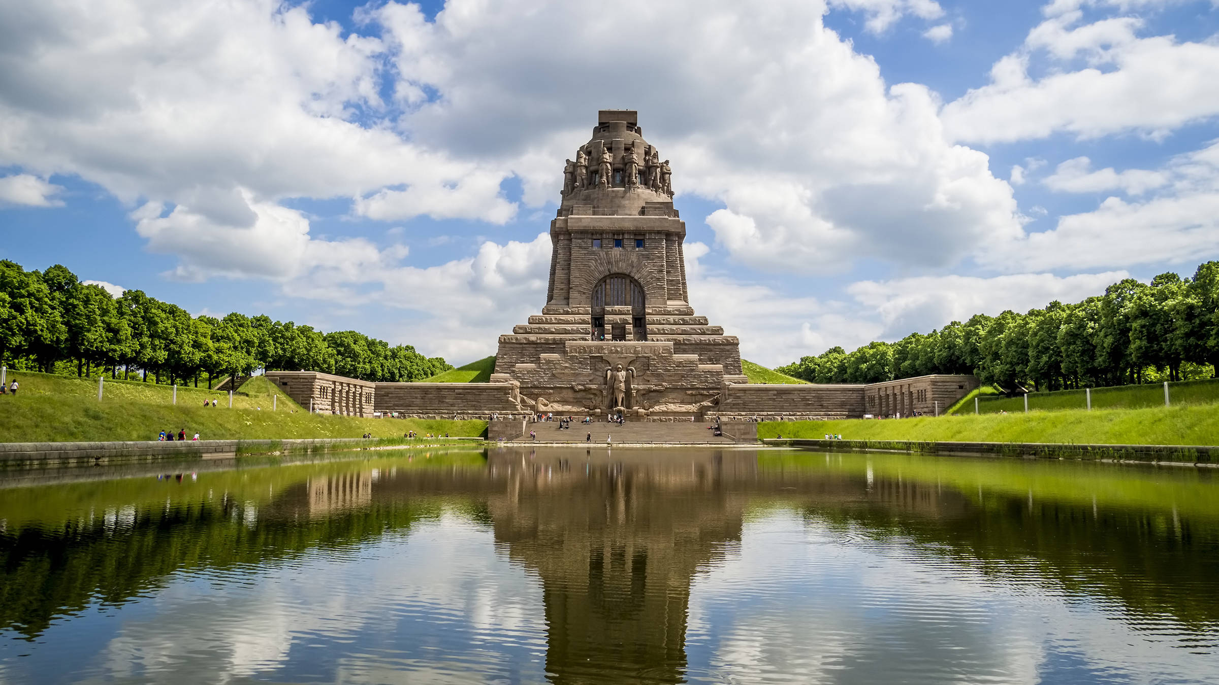 Völkerschlachtdenkmal - H4 Hotel Leipzig - Officiële website