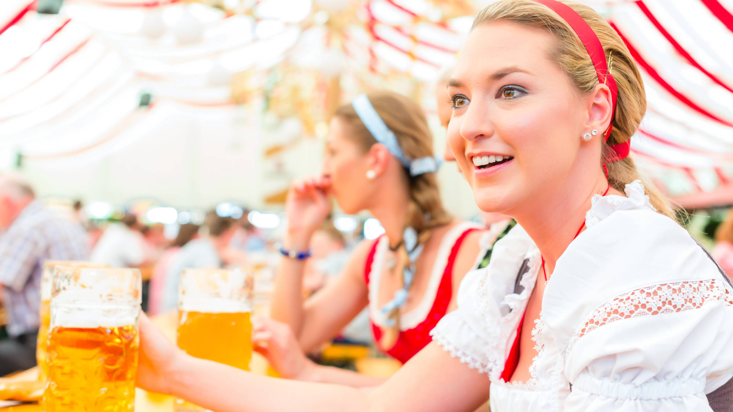 Festzelt vom Oktoberfest - H-Hotels.com - Offizielle Webseite Festzelt vom Oktoberfest - H-Hotels.com - Offizielle Webseite