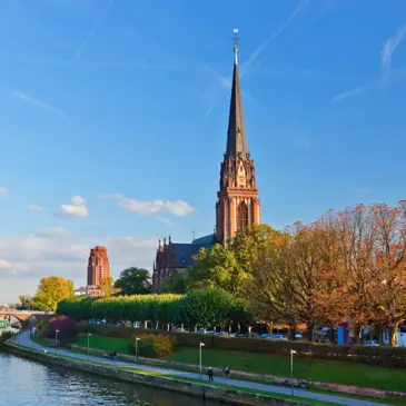 Kirchen in Frankfurt - H-Hotels.com - Offizielle Webseite