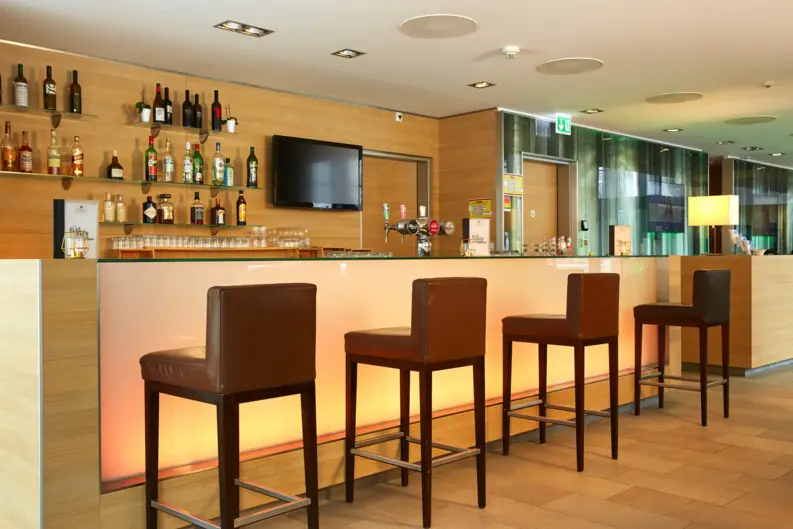 Bar nell’hotel H+ Hotel Zürich - sito web ufficiale