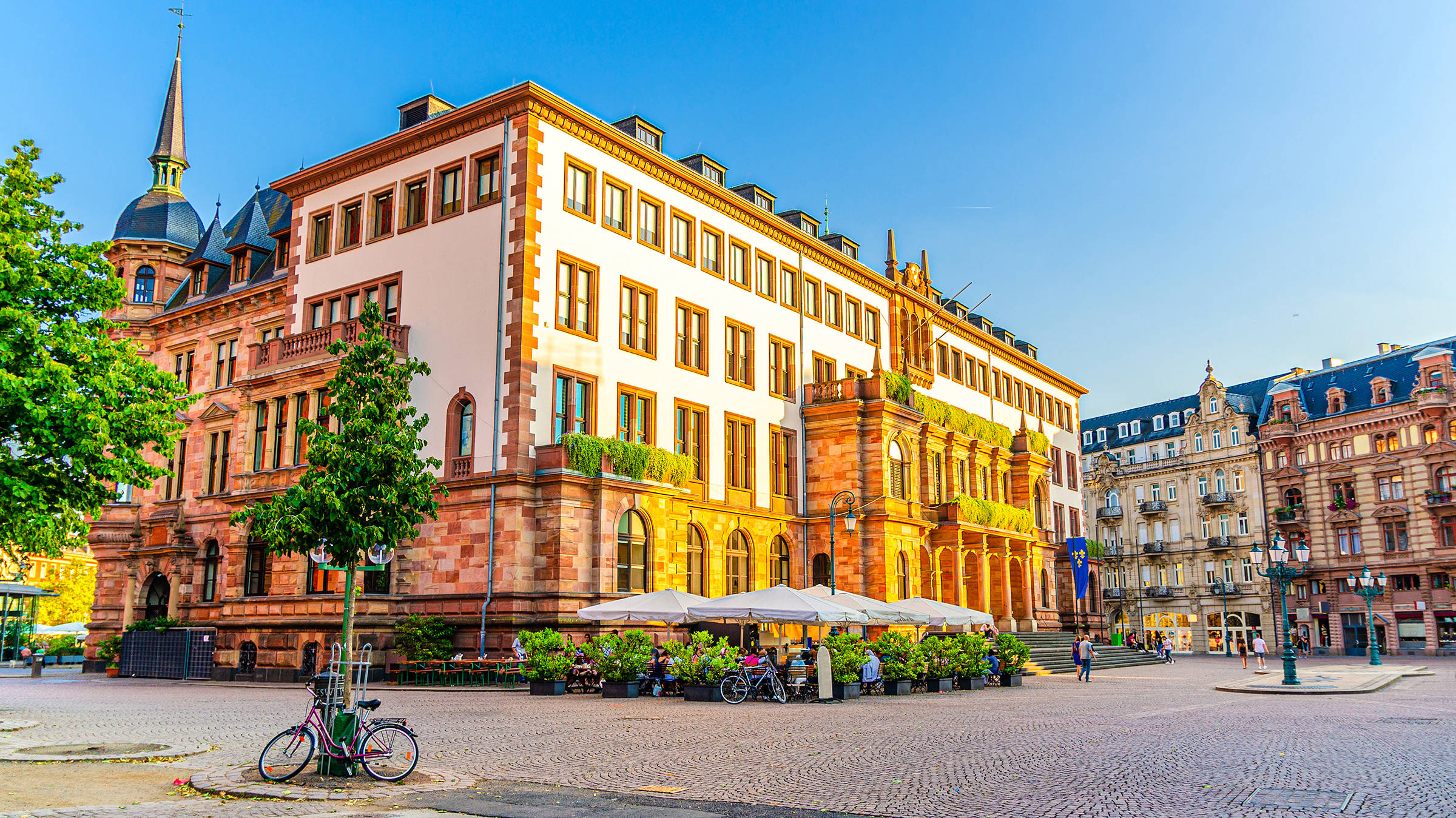 Place du marché de Wiesbaden - H+ Hotel Wiesbaden Niedernhausen - site internet officiel