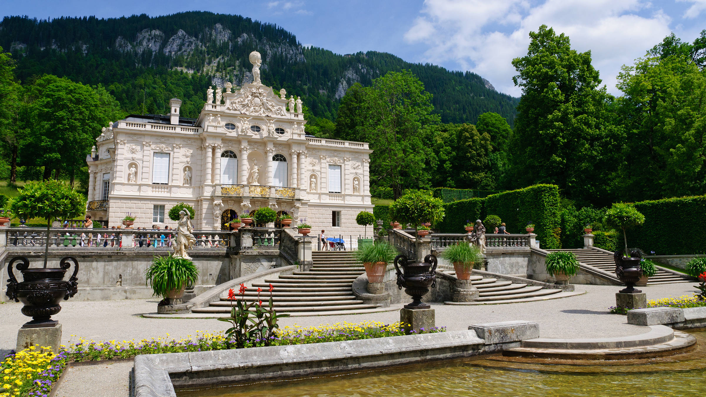 Linderhof Castle - Hyperion Hotel Garmisch-Partenkirchen Linderhof Castle - Hyperion Hotel Garmisch-Partenkirchen
