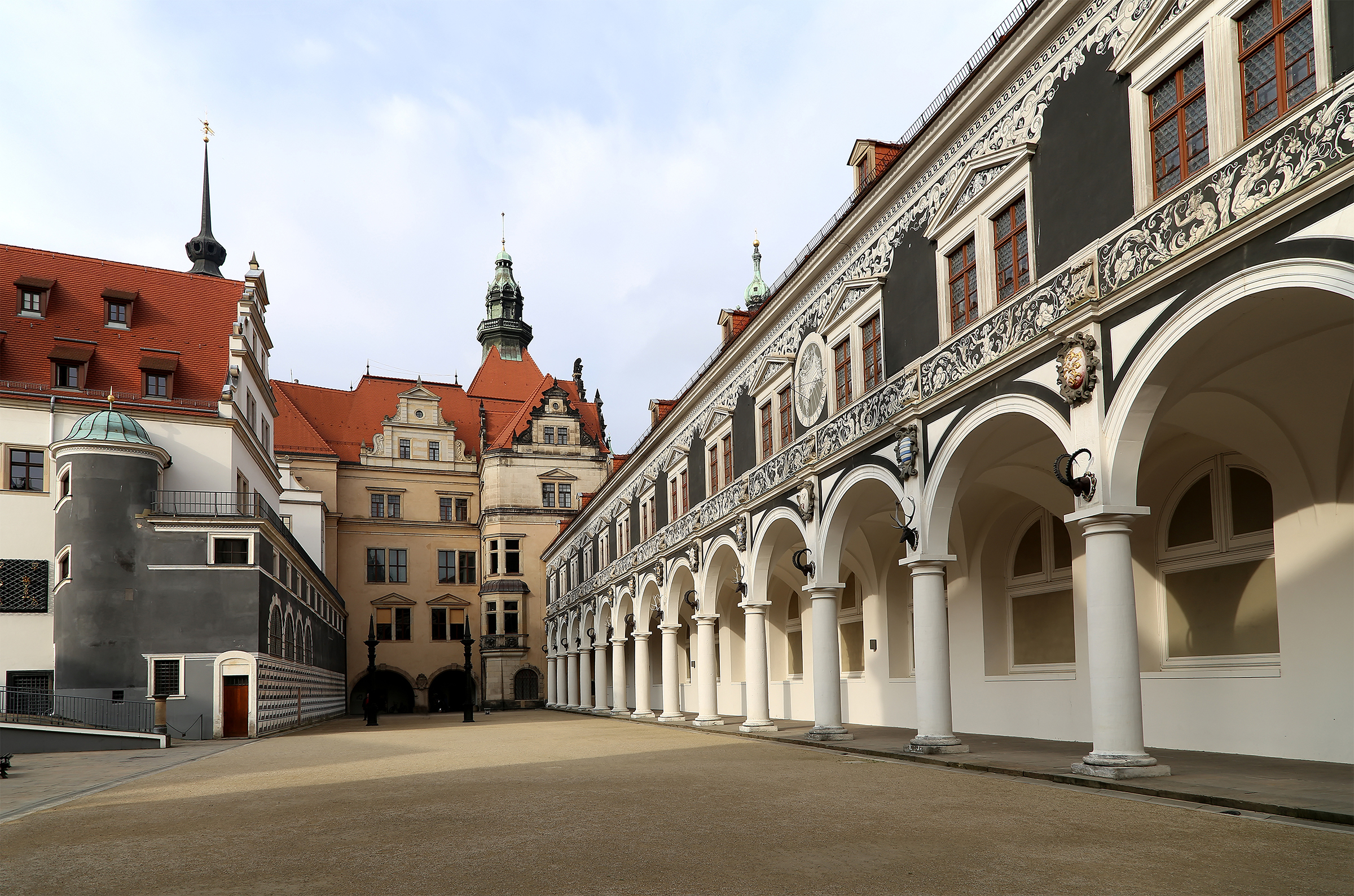 Residenzschloss - Städtereise nach Dresden mit H-Hotels.com - Offizielle Webseite Residenzschloss - Städtereise nach Dresden mit H-Hotels.com - Offizielle Webseite