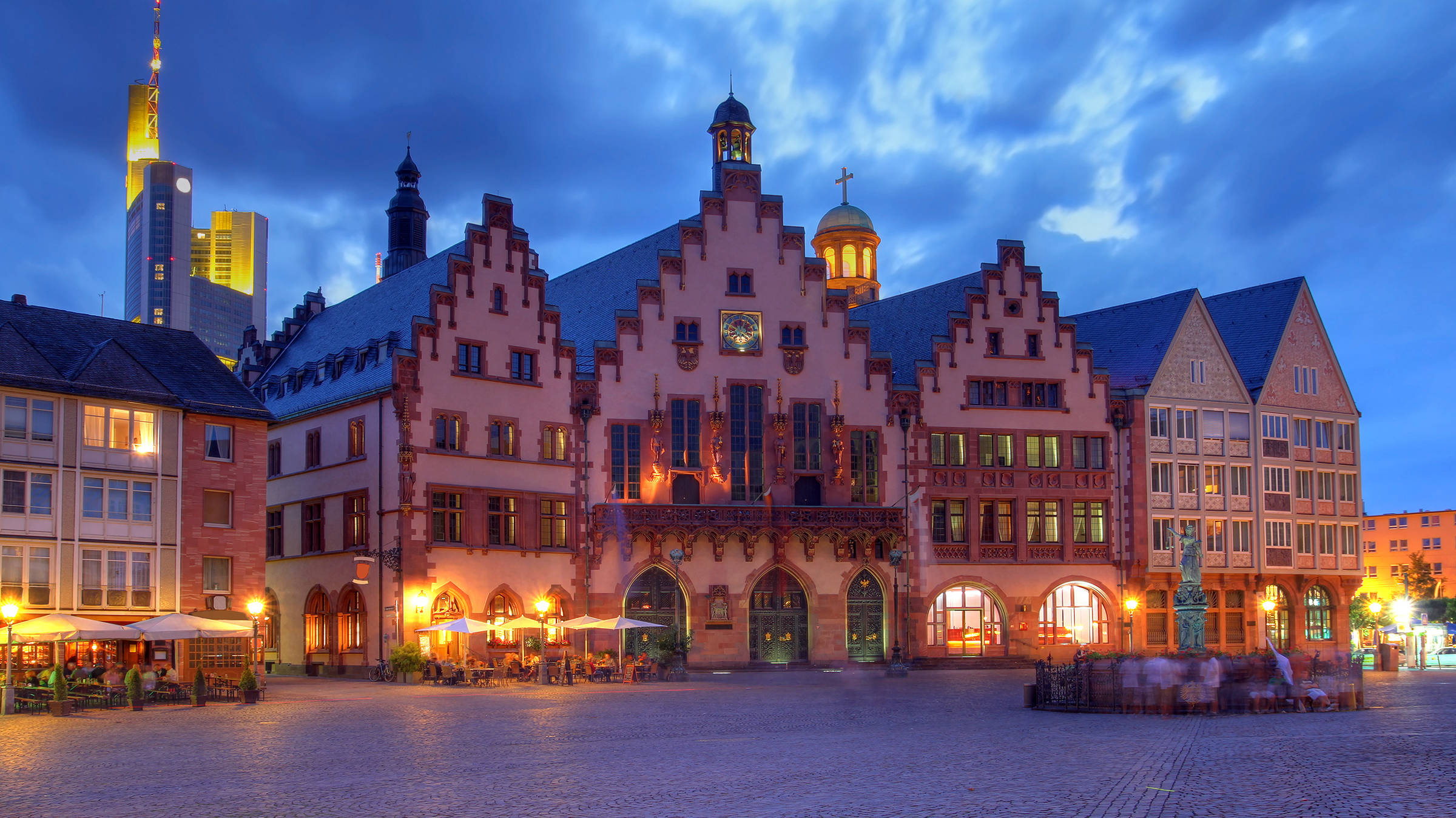 Römer in Frankfurt - H-Hotels.com - Offizielle Webseite Römer in Frankfurt - H-Hotels.com - Offizielle Webseite