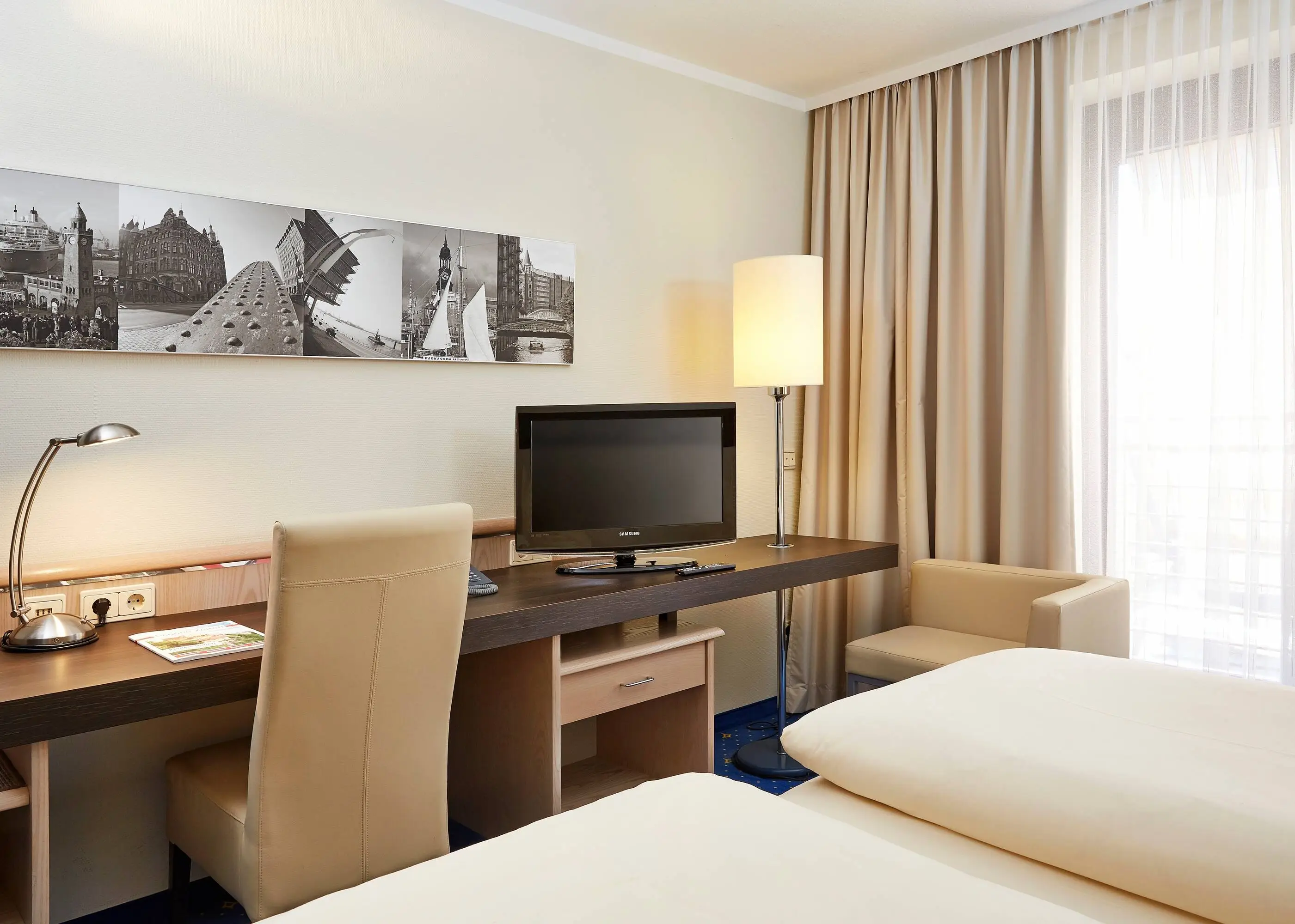 Design luminoso H4 Hotel Hamburg Bergedorf