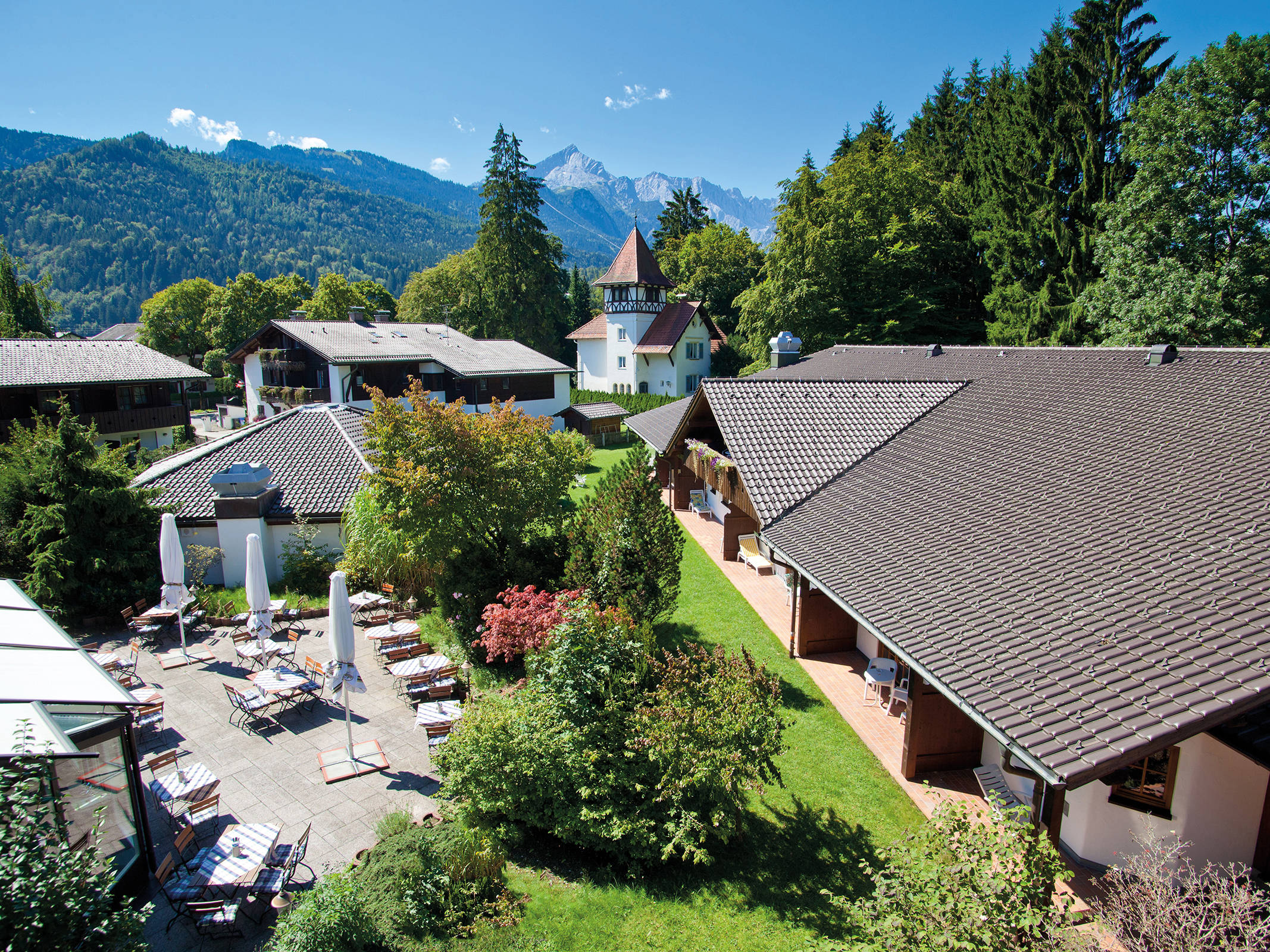 Hyperion Hotel Garmisch-Partenkirchen - Offizielle Webseite Hyperion Hotel Garmisch-Partenkirchen - Offizielle Webseite