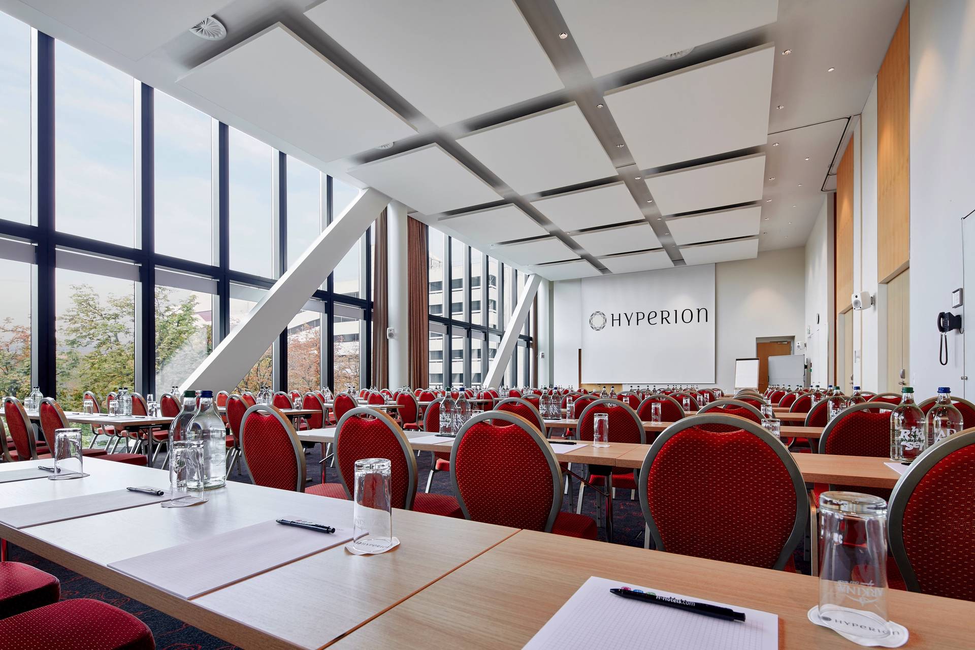 Spacious meeting rooms at the Hyperion Hotel Basel - Official website