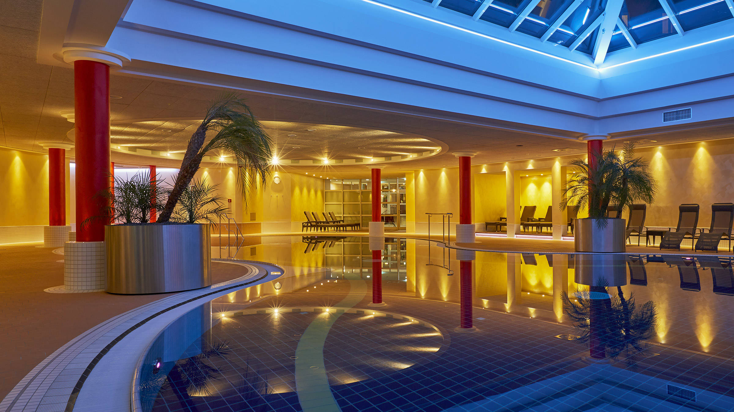 Swimming pool at the H+ Hotel & SPA Friedrichroda - Official website Swimming pool at the H+ Hotel & SPA Friedrichroda - Official website