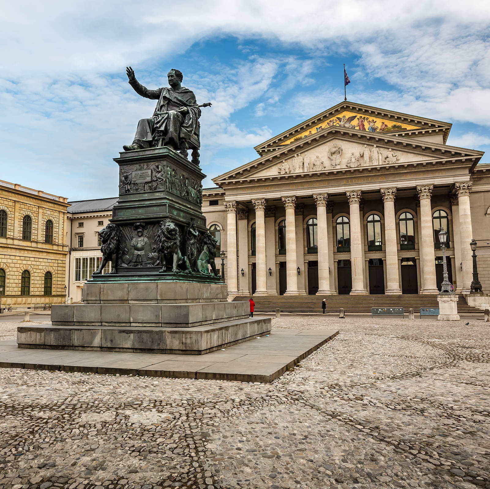 La Ópera Estatal de Baviera - H.ome Serviced Apartments München - sitio web official