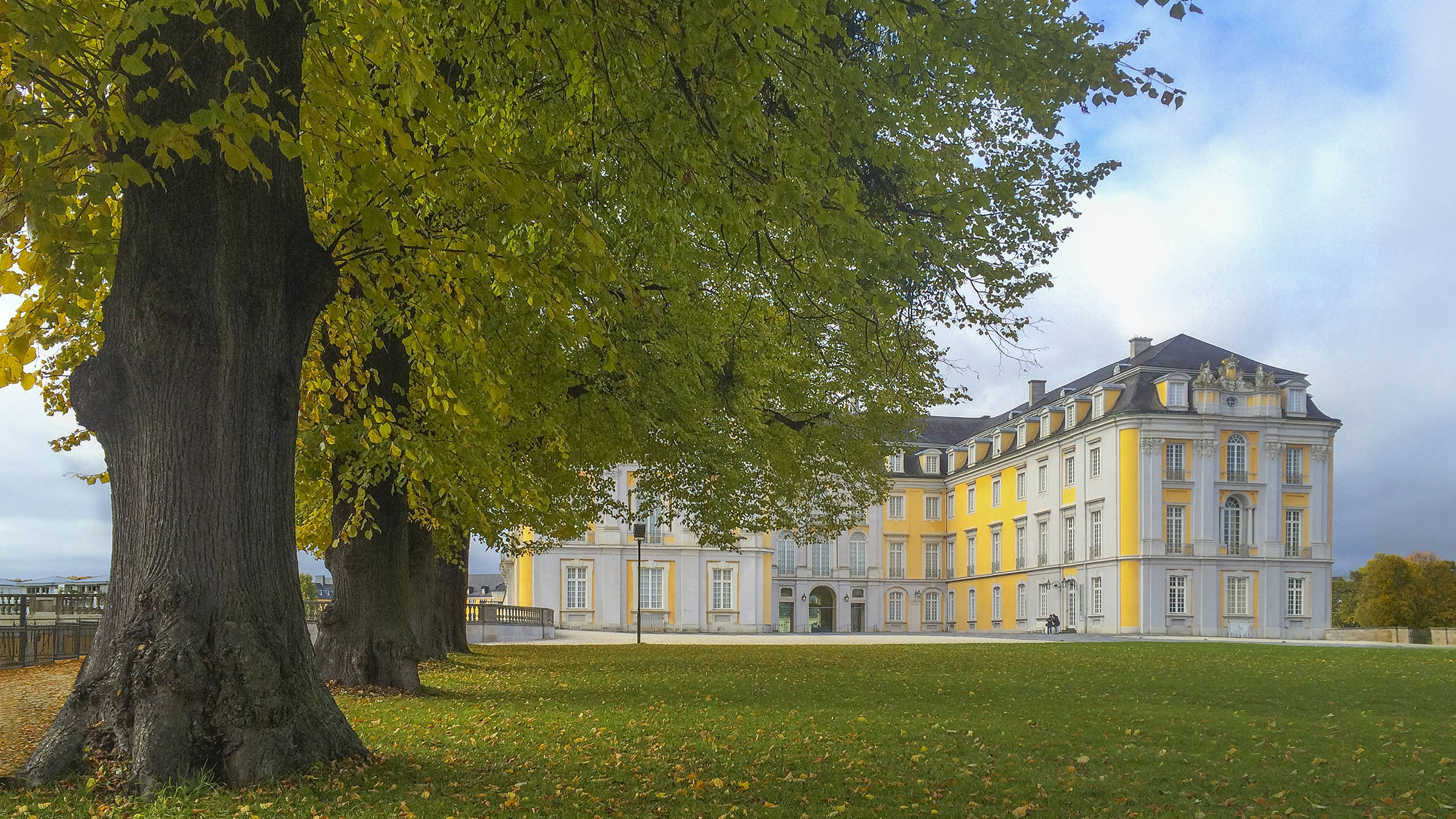 Château d'Augustusburg - H+ Hotel Köln Brühl - site internet officiel Château d'Augustusburg - H+ Hotel Köln Brühl - site internet officiel