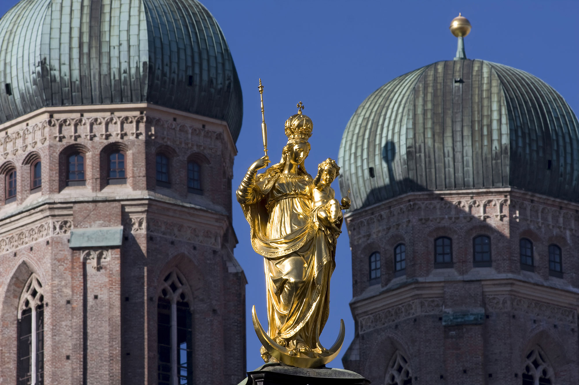 Sehenswürdigkeit: Frauenkirche München - H-Hotels in München - Offizielle Webseite