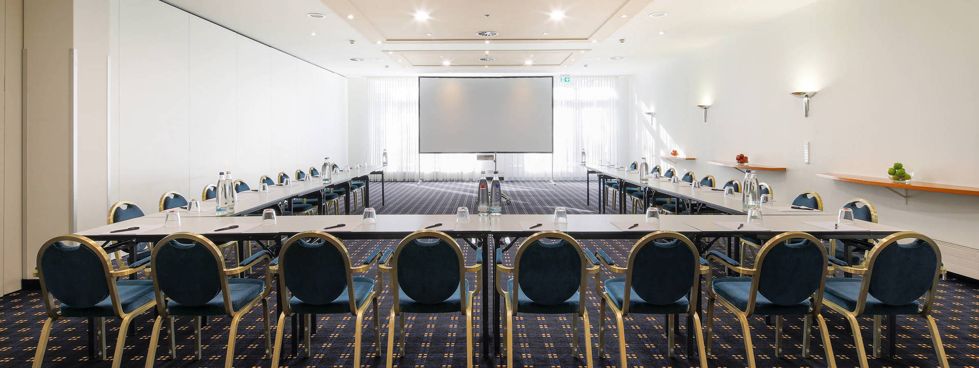 600 square metres of space and an expert team - H+ Hotel Köln Hürth - Official website